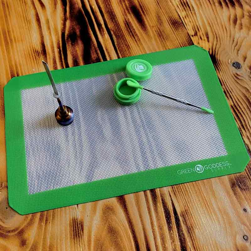 Dabbing Essentials Giveaway